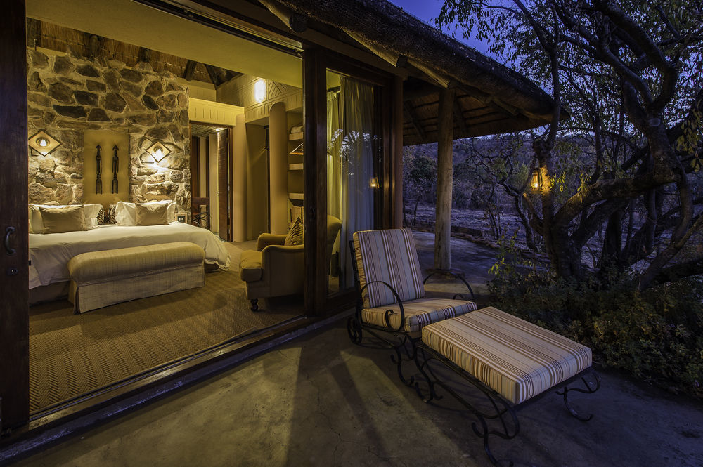 Ekuthuleni Lodge Strand Luaran gambar